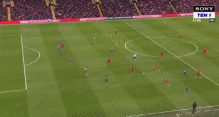 魔鬼赛程前闹内讧！利物浦遭遇四大危机，争四成球队终极目标