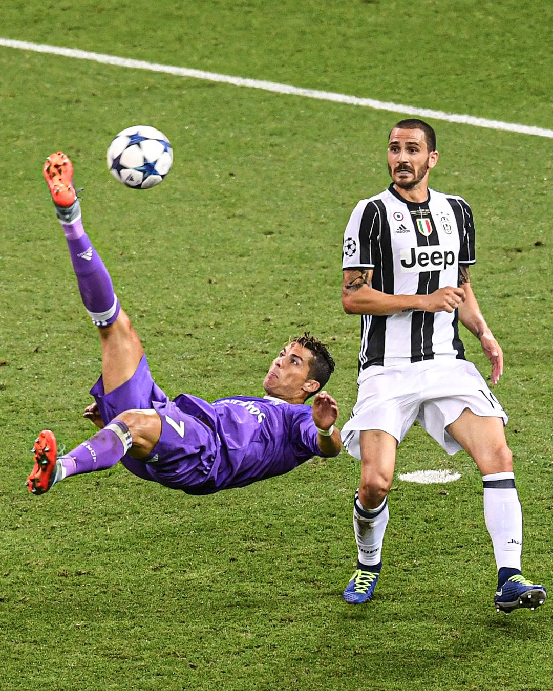 凯里·詹娜养女晒奢华生活，其母21岁跻身十亿富豪榜