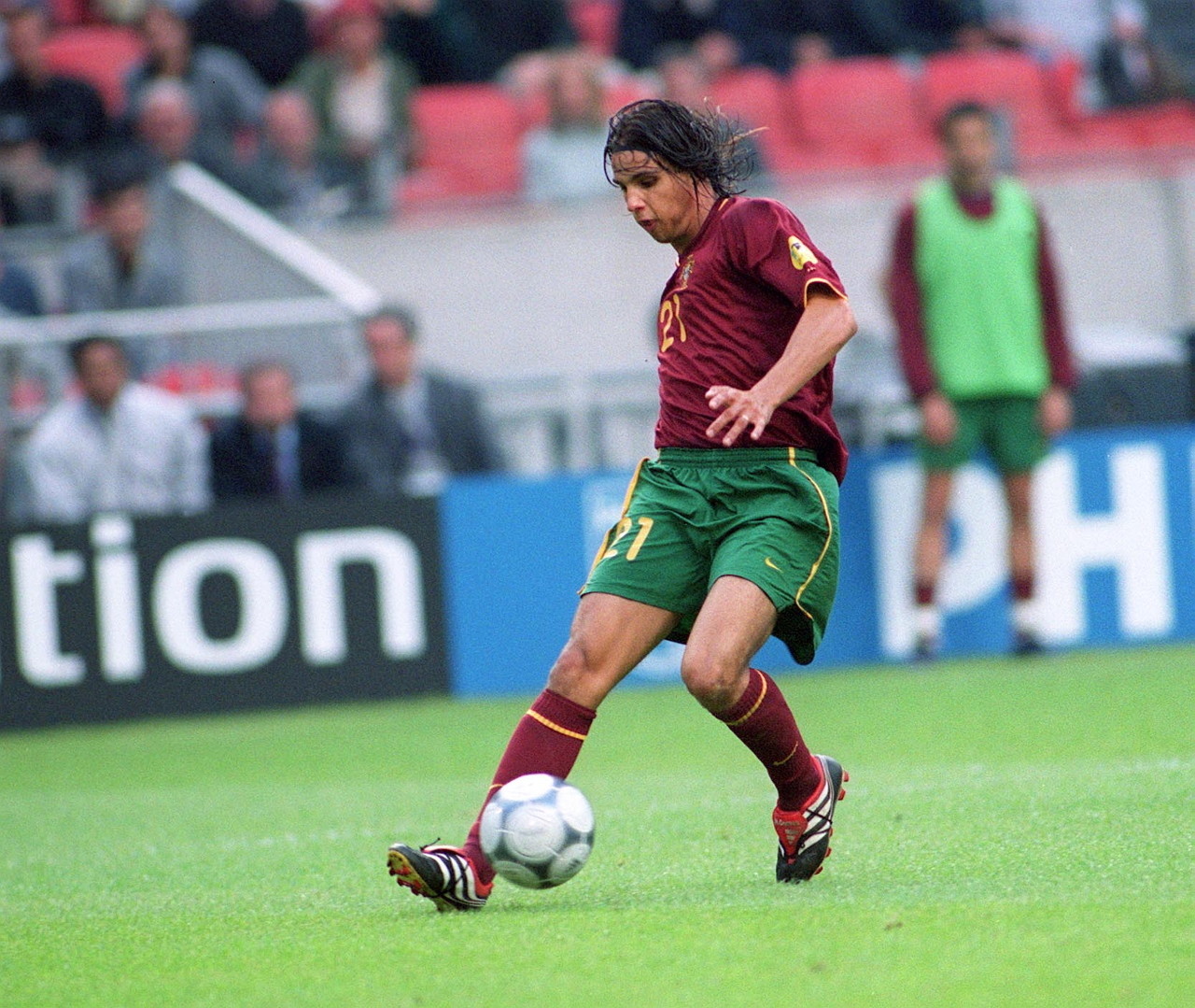 欧冠半场：艾尔尤努西开场70秒闪击，比利亚雷亚尔0-1哥本哈根