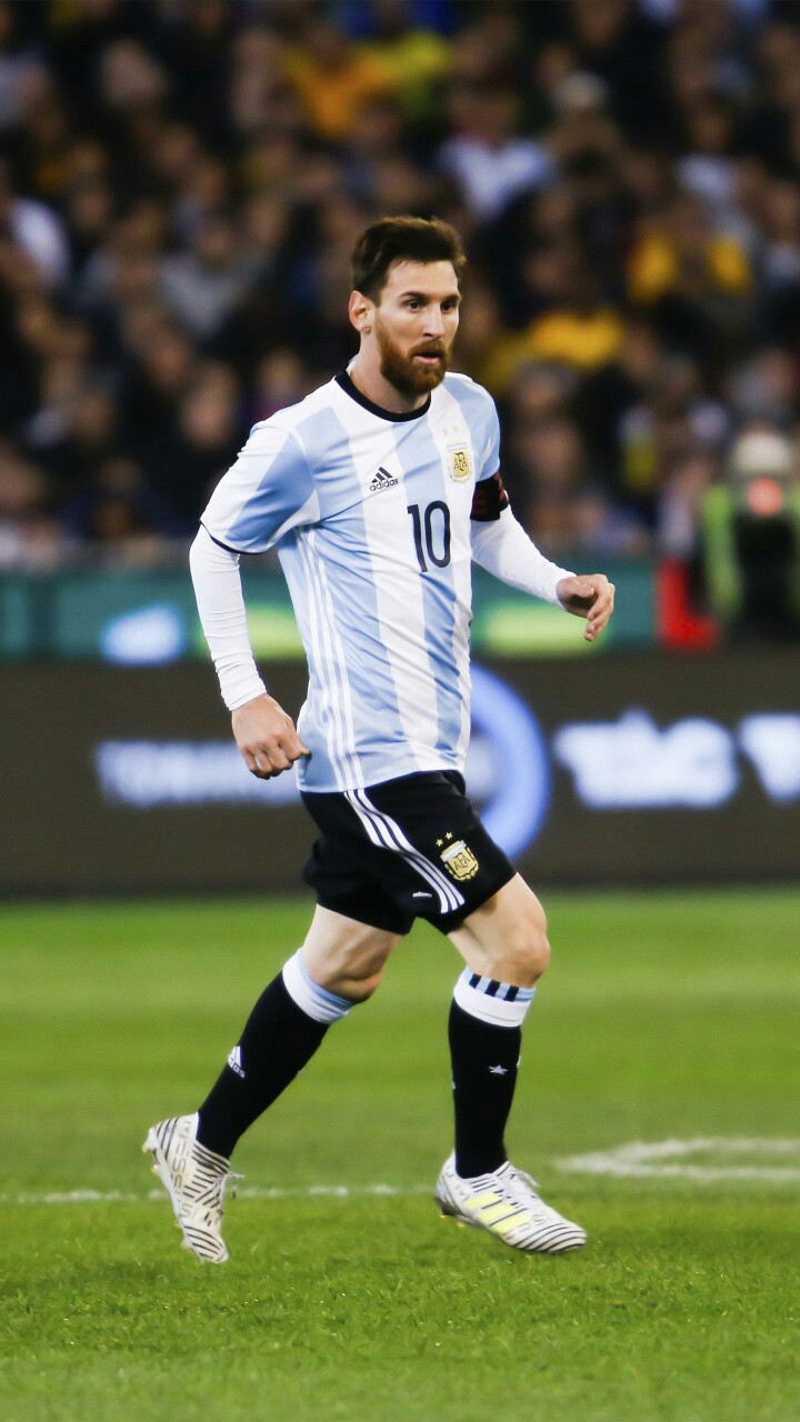 意媒：桑德兰想先租后买从米兰签圣地亚哥，已联系球员经纪人