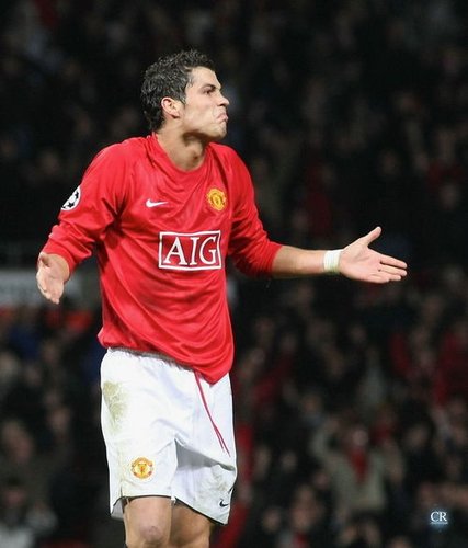 天赋！路易斯作为菜鸟教练，执教弗拉门戈仅14个月收获5冠