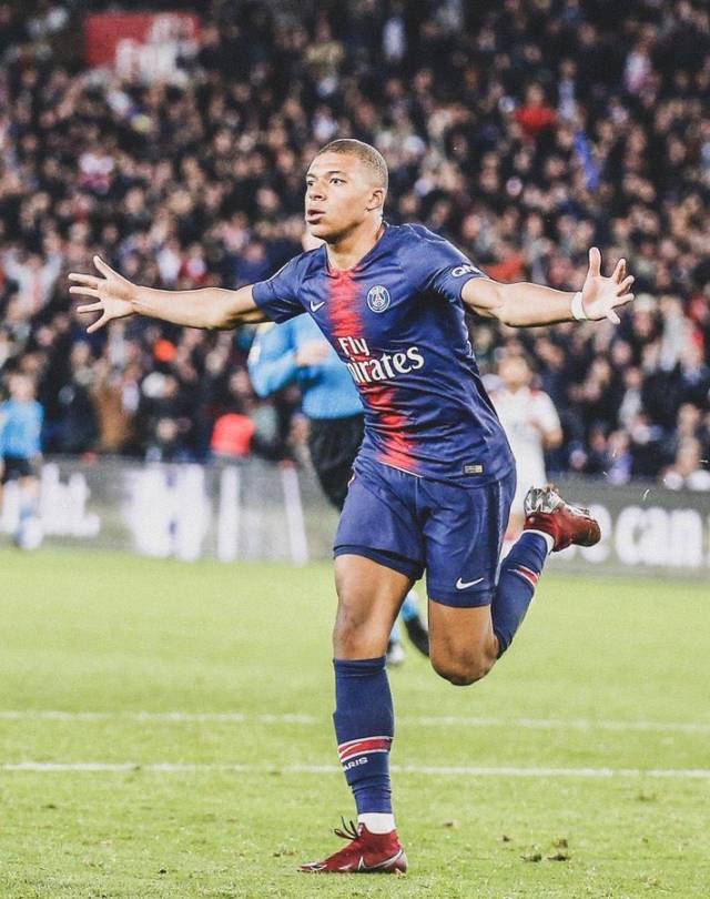 梦回2010，墨西哥vs南非是世界杯历史首次两度上演的揭幕战