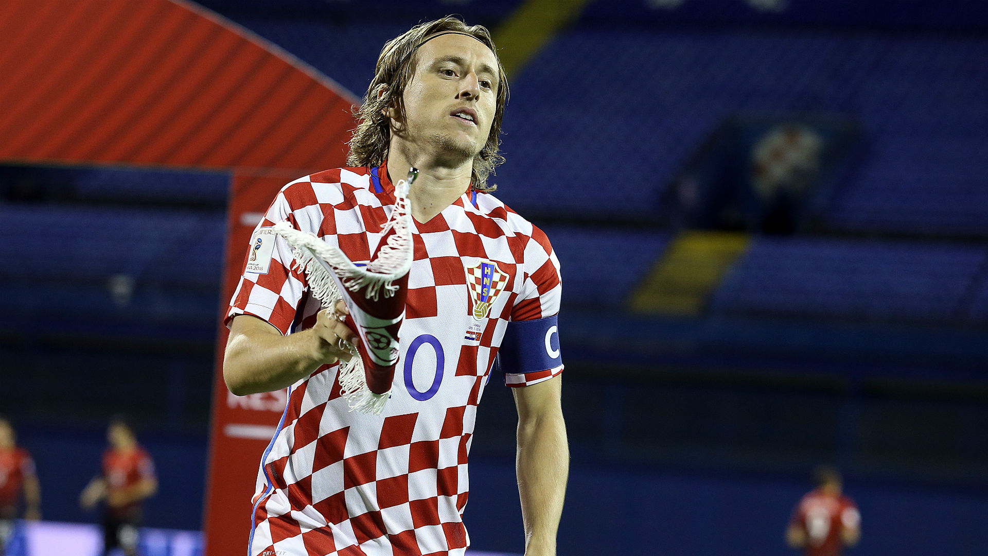 名记：利物浦中场莫顿将在周二正式签约加盟里昂