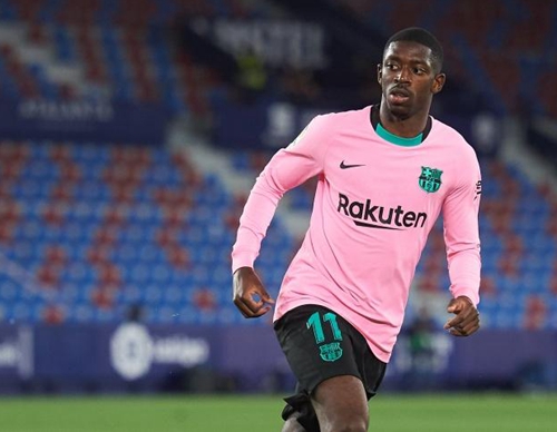 绿茵上的精准艺术：高尔夫运动的优雅与坚守